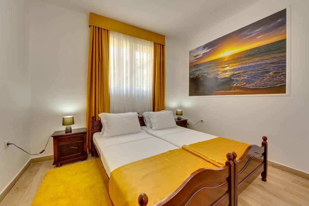 Hotel Akapulco Сутоморе Екстер'єр фото